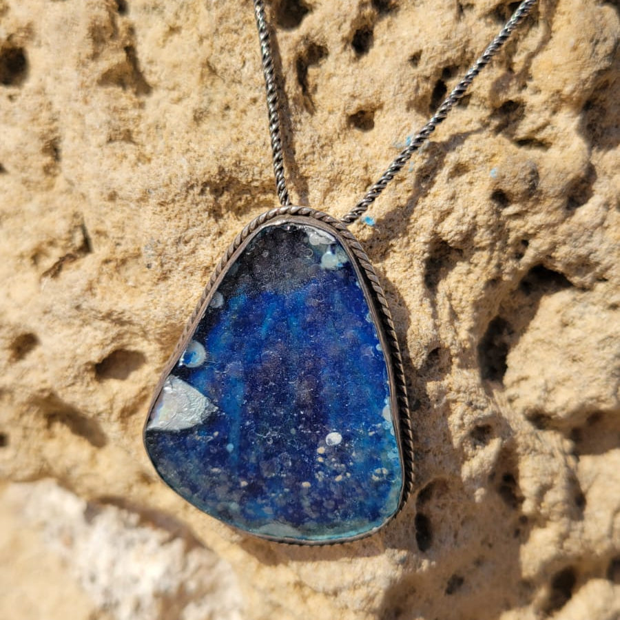Ancient Elements – Roman Glass Teardrop Necklace